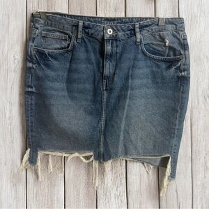 H&M Denim Blue Frayed Hem Skirt Sz 14